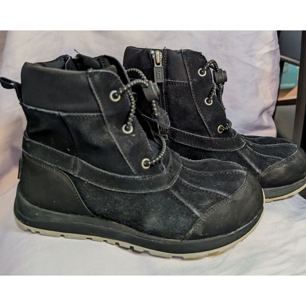 Boy's Ugg Winter Boots